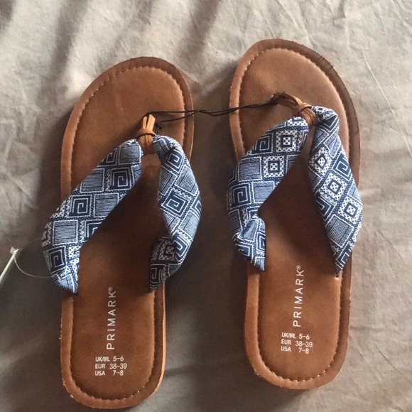 Shoes - New with tags flip-flops size 7 to 8 see photos